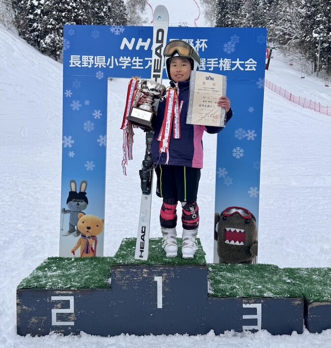 長野県小学生アルペン選手権大会 軽井沢のチーム所属選手が優勝